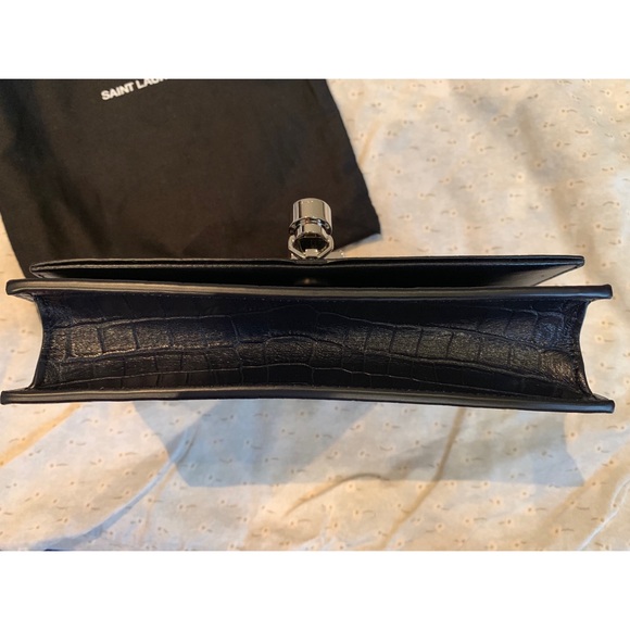 YSL KATE CHAIN WALLET W/TASSEL CROCODILE EMBOSSED DARK BLUE - Picture 4 of 8